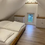 Ferien Am Berliner Mauerweg 펜션